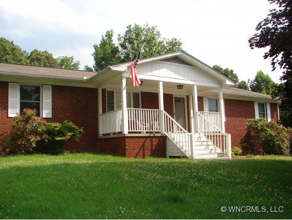 25 Fieldcrest Circle