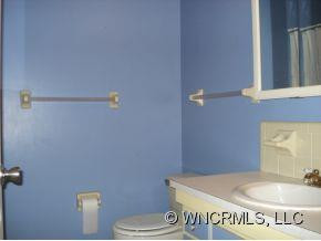 210 KELLY LANE - Photo 6