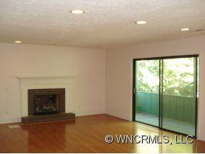 210 KELLY LANE - Photo 8