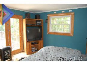 223 East Oakview Rd. - Photo 3