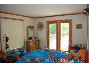 223 East Oakview Rd. - Photo 4