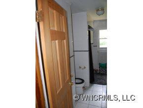 223 East Oakview Rd. - Photo 6