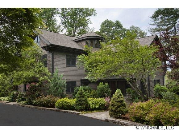 22 COBBLE HILL DRIVE