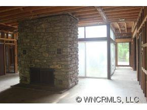 1585 Country Club Drive - Photo 5
