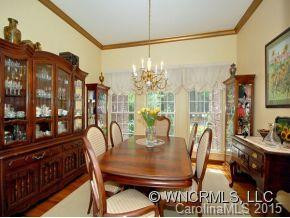 10 GLEN COVE DRIVE - Photo 4
