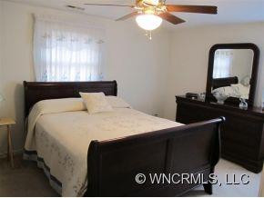 224 Dundeve Circle - Photo 6
