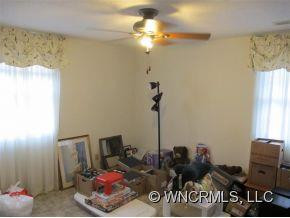 224 Dundeve Circle - Photo 9