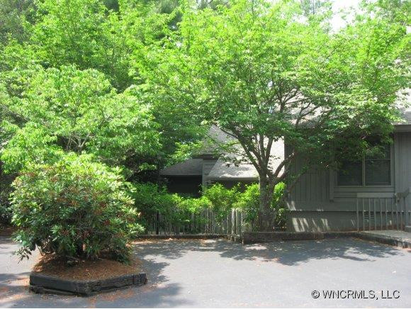 42 Racquet Club Villas Drive