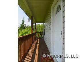 3 BONNIE LN - Photo 3