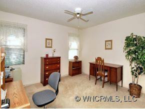 4403 ANGELUS CIRCLE - Photo 5