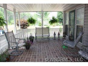 1280 Henderson Road - Photo 2