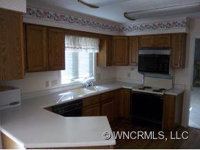 205 Red Oak Drive - Photo 5