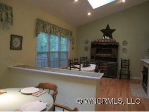 285 HILLTOP VIEW DRIVE - Photo 5