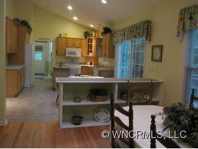 285 HILLTOP VIEW DRIVE - Photo 6