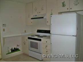 1271 Hogback Mountain Road - Photo 2
