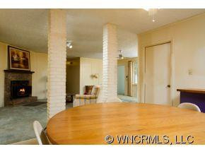 212 Skyland Drive - Photo 4