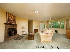 212 Skyland Drive - Photo 5