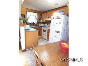 1942 PLEASANT GROVE CHURCH RD - Photo 6