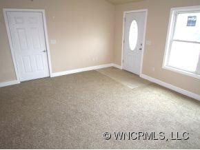 7 Collette Street - Photo 2