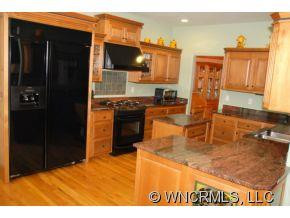 134 Grove Park - Photo 5