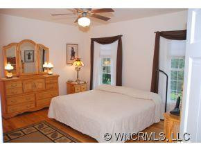134 Grove Park - Photo 9