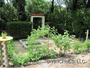 668 New Haw Creek Road - Photo 2