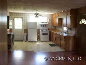 2455 Everett Road - Photo 12