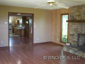 2455 Everett Road - Photo 14