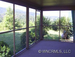 2455 Everett Road - Photo 10