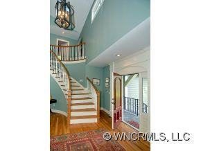 154 Lakeshore Drive - Photo 2