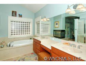 154 Lakeshore Drive - Photo 9