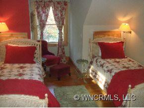 320 Rhett Drive - Photo 7