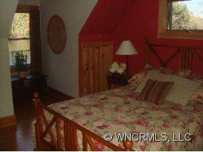 320 Rhett Drive - Photo 8