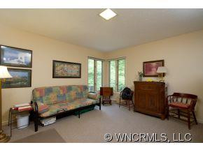 355 Valeria Lane - Photo 5