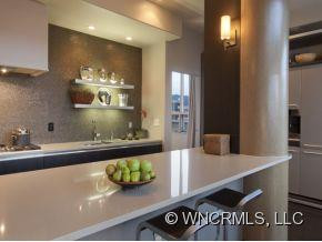 12 SOUTH LEXINGTON AVENUE #601 - Photo 4