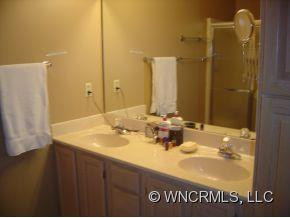 301 Woodlea Court - Photo 7