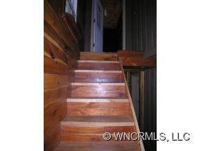 1016 Poison Cove Rd - Photo 3