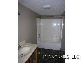 1016 Poison Cove Rd - Photo 7