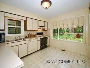 134 SURRY LANE - Photo 4