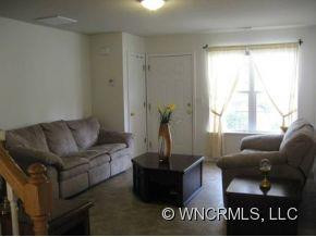 74 Birkshire Way - Photo 2