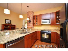 1032 Patton Street - Photo 3