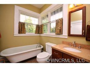 1032 Patton Street - Photo 9