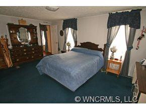 332 Howell Road - Photo 6