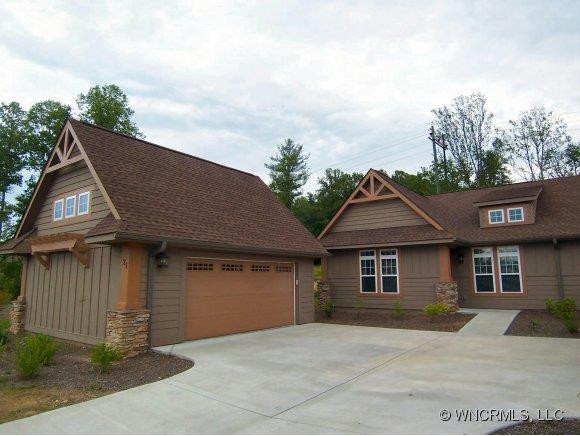 21 Foxtail Court