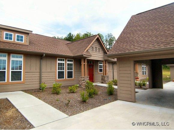 23 Foxtail Court
