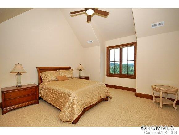 586 Walnut Valley Parkway - Photo 11