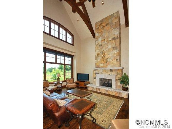 586 Walnut Valley Parkway - Photo 3