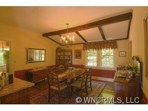 574 Howard Gap Road - Photo 3