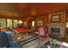 574 Howard Gap Road - Photo 5