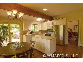574 Howard Gap Road - Photo 6